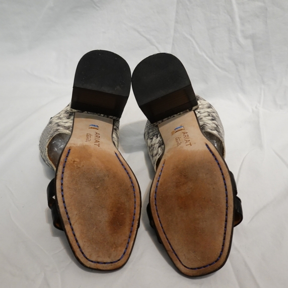 ARIAT Two24 Black w/Gray Snakeskin Print Block Heeled Slingback Sandals, size 7 - Picture 6 of 9